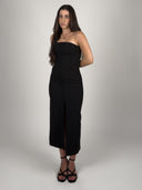 VESTIDO STRAPLESS ABOTONADO ABERTURA