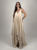 VESTIDO LARGO BAJO ASIMÉTRICO - CRUDO