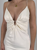 VESTIDO SATÉN CON ESCOTE ANILLADO - MARFIL